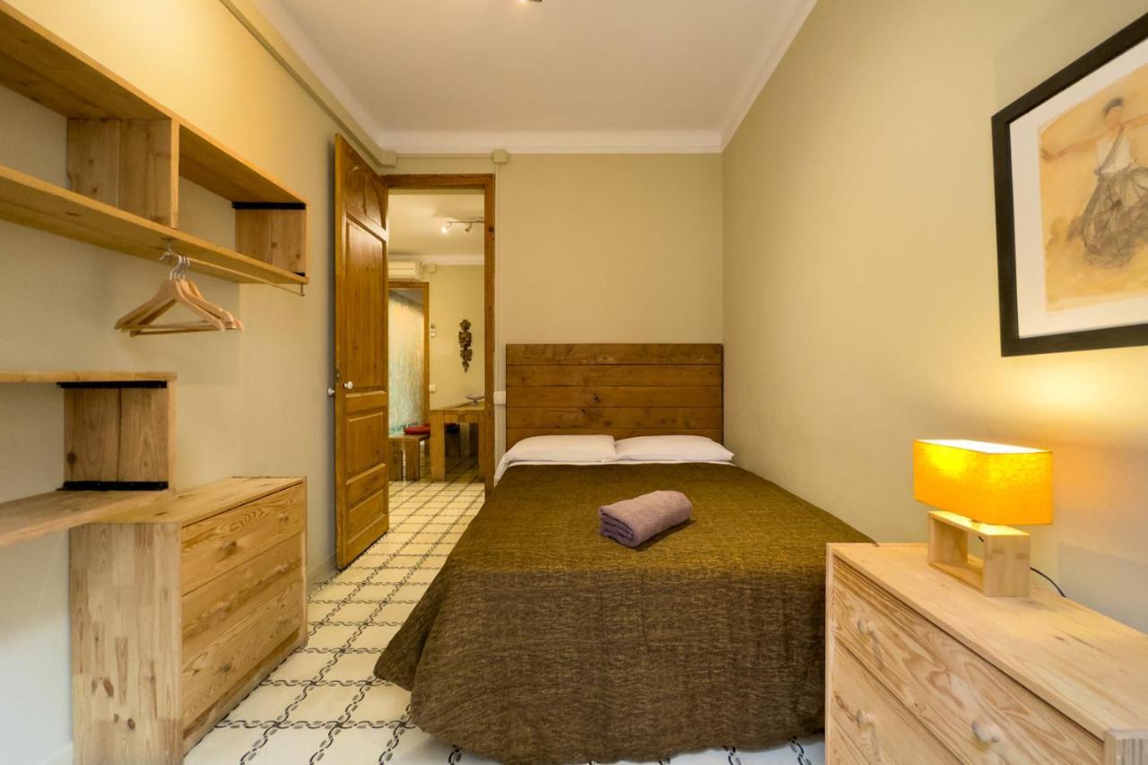 Aparteasy - Gracia Apartments Barcelona Exterior photo